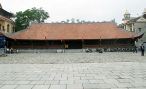 Phong Coc Communal House- Ha Long Bay