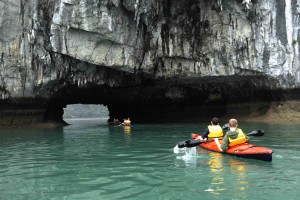 Tips Visiting Halong Bay: tips to plan your trip