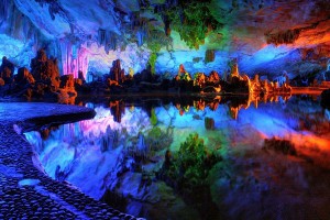 Sung Sot Cave: an exciting exploration in Halong bay